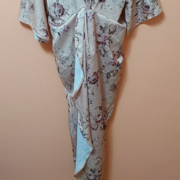 Hope & Ivy knot front maxi dress with in multi floral UK 18/ US 14/ XL NWT - Picture 13 of 15